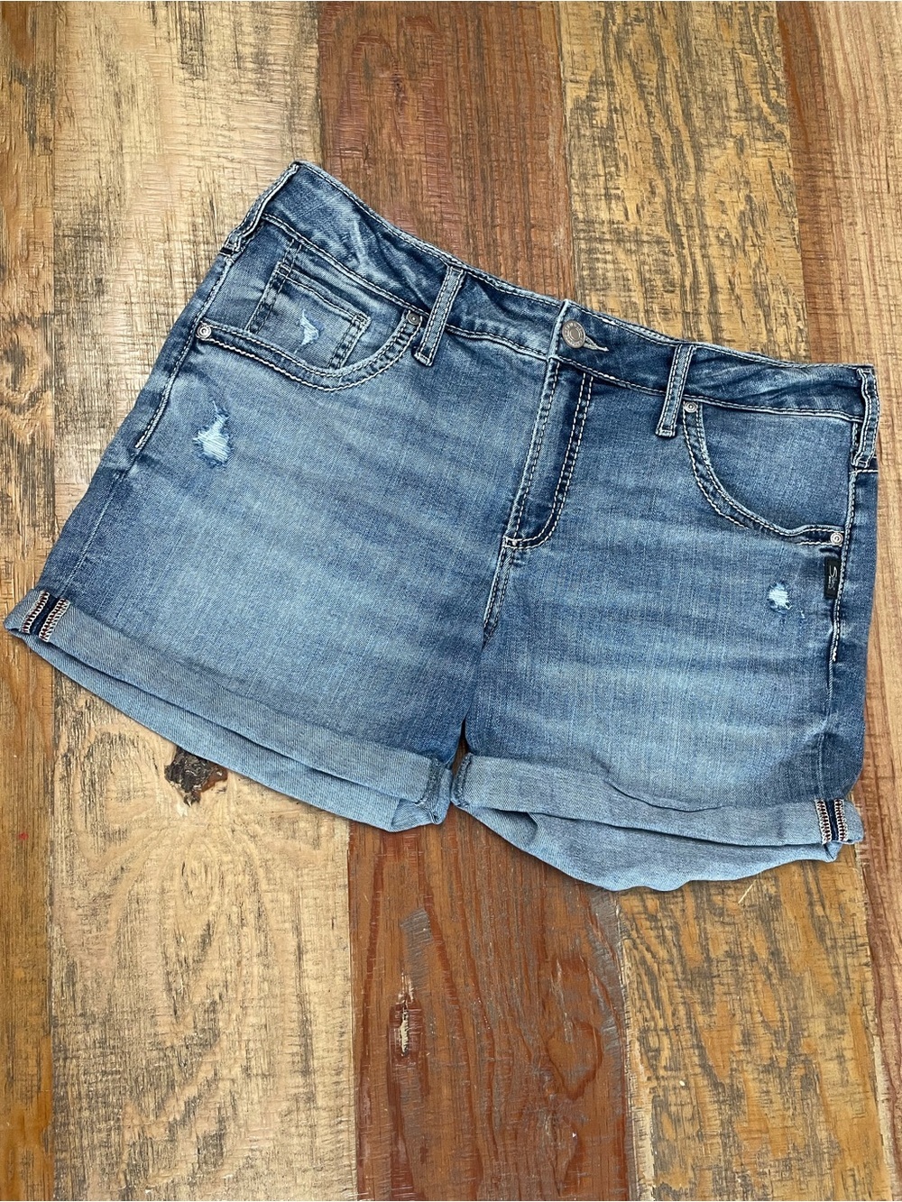 Silver Jeans women’s 33 Blue Jean Shorts